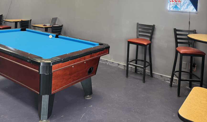 POOL BAR